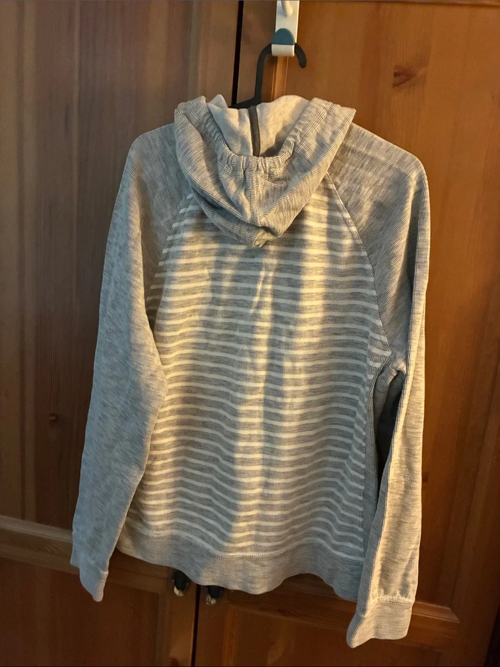 Banana Republic Light Gray Striped Half-Zip Hoodie Sweater
